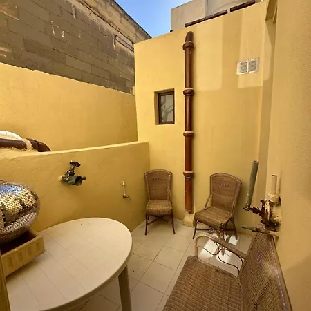 Malta Old Cinema Apartment